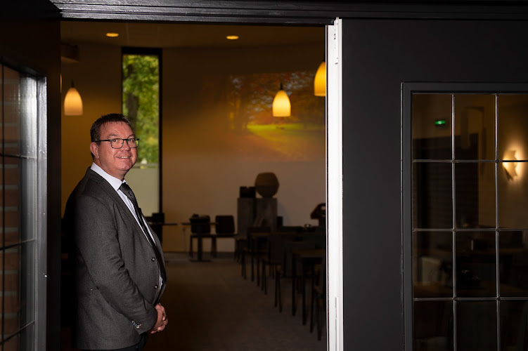 Wevers Uitvaart in Opheusden | Uitvaartverzorger | Vergelijk aanbieders in de regio