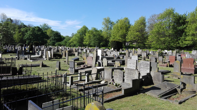 Zuiderbegraafplaats in Groningen | Afscheidsbegeleider | Eerlijk en transparant